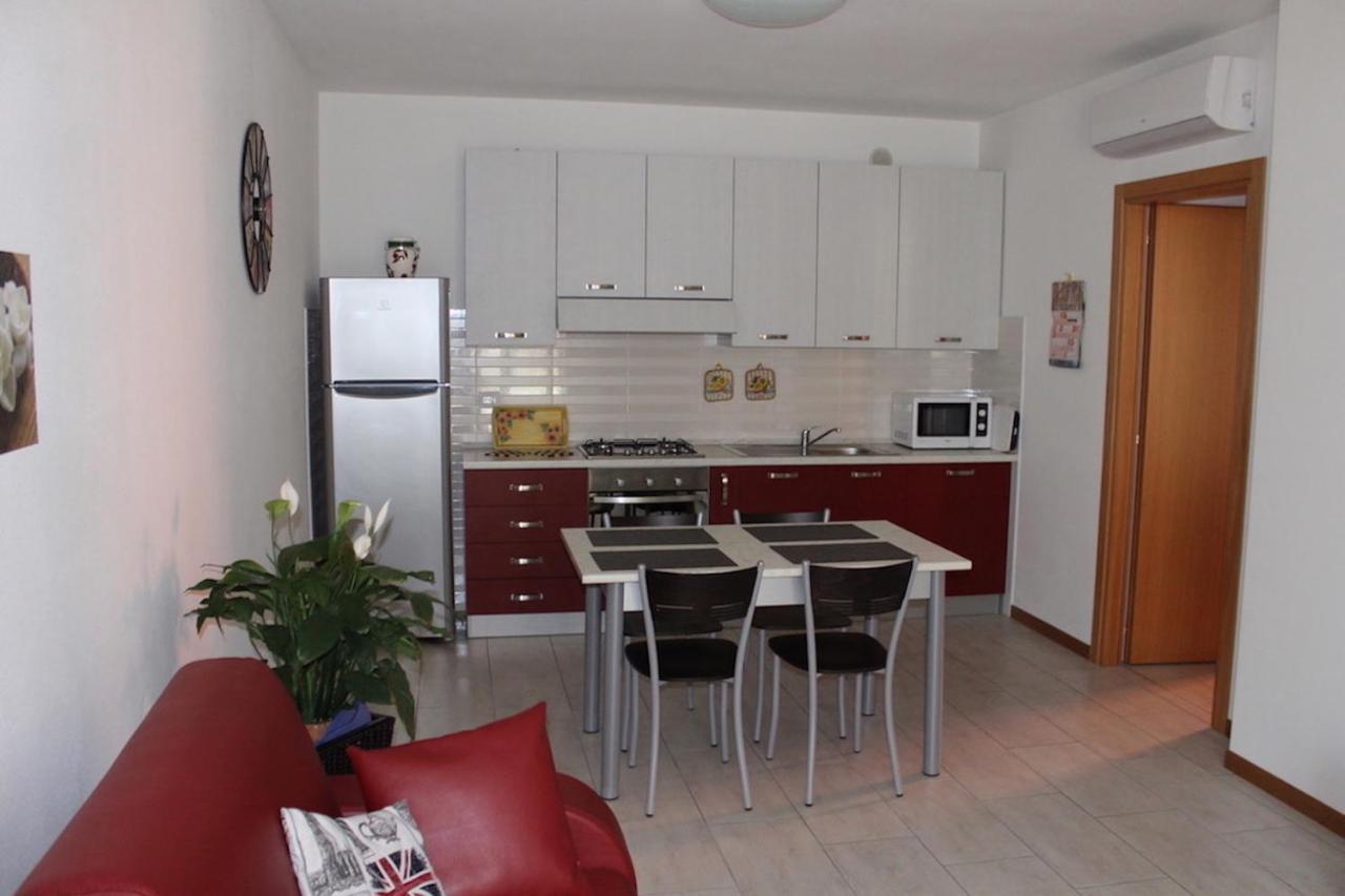 Casa Di Chiara Διαμέρισμα Πεσκιέρα ντελ Γκάρντα Εξωτερικό φωτογραφία